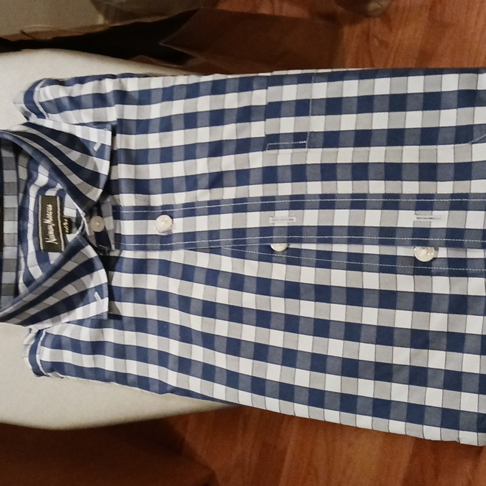 Neiman Marcus 15 32/33 LS button down dress shirt blue/silver plaid